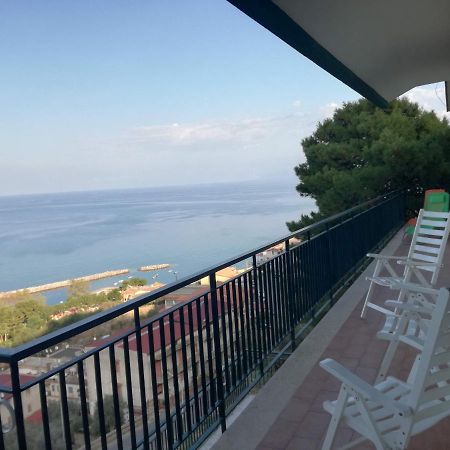 טראביה Casa Vacanze La Petrusella מראה חיצוני תמונה