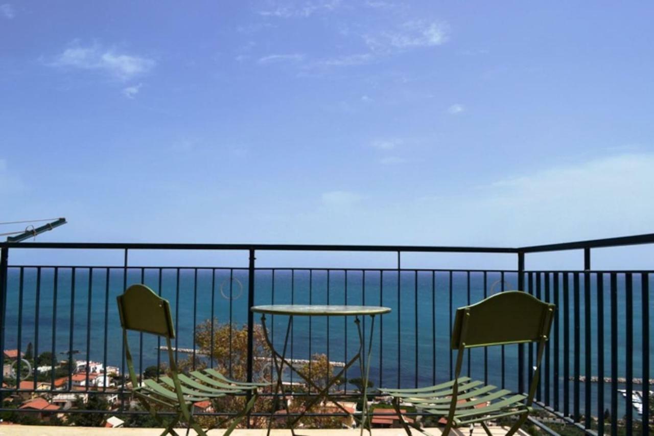 טראביה Casa Vacanze La Petrusella מראה חיצוני תמונה
