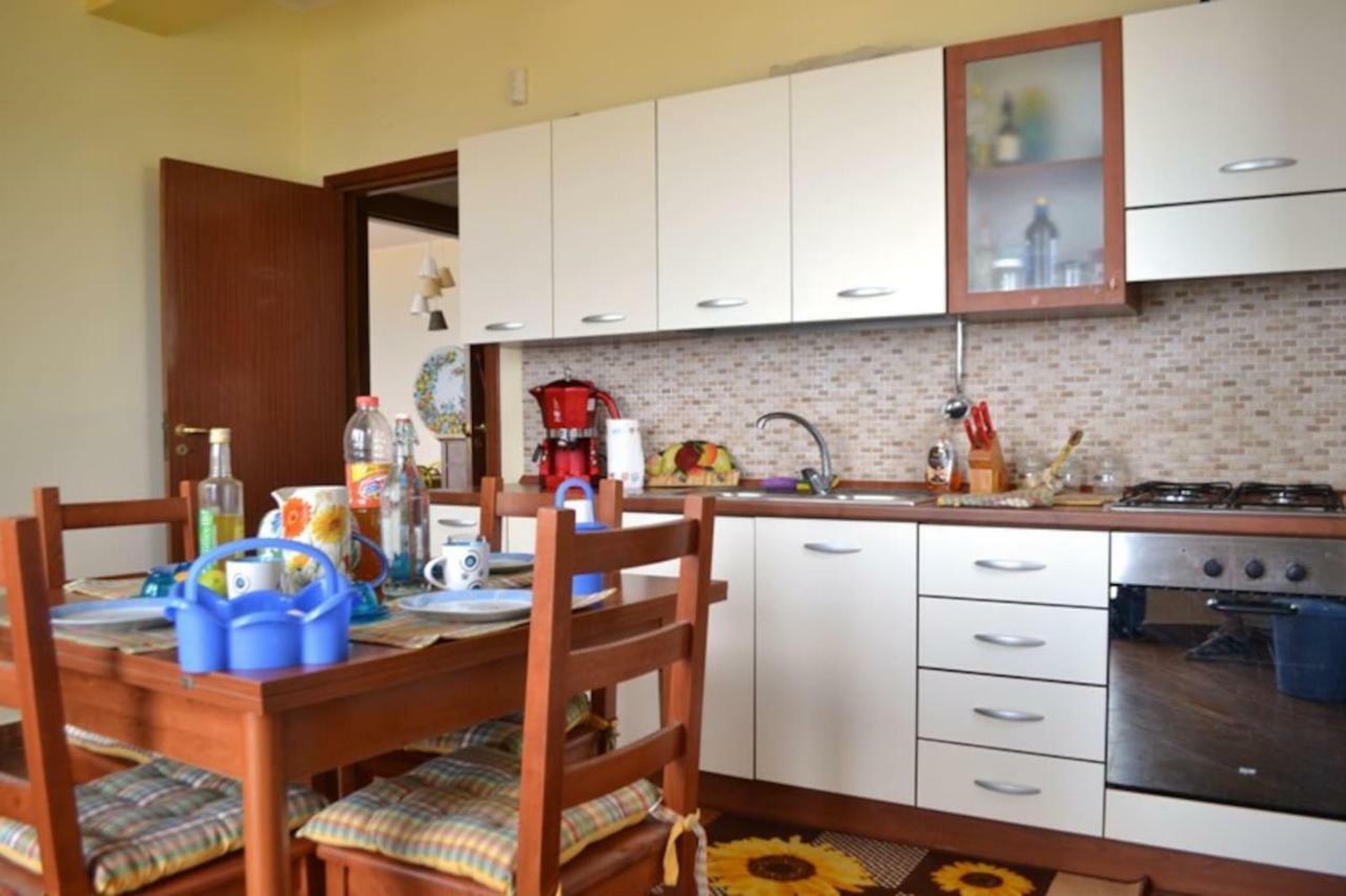 טראביה Casa Vacanze La Petrusella מראה חיצוני תמונה